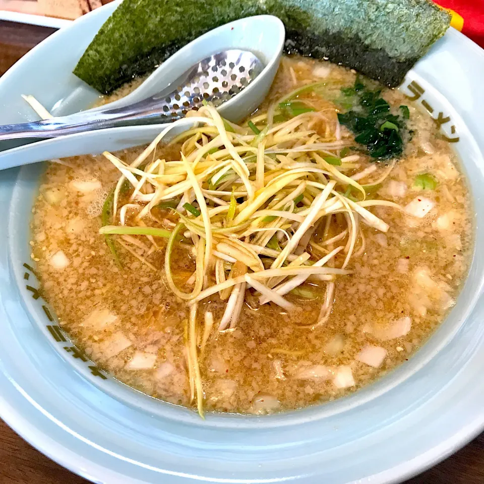 ラーメンショップ椿✳︎ネギみそラーメン|Miki Takeuchiさん