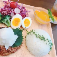 Snapdishの料理写真:おうち ハンバーグランチ|♡CANA♡さん