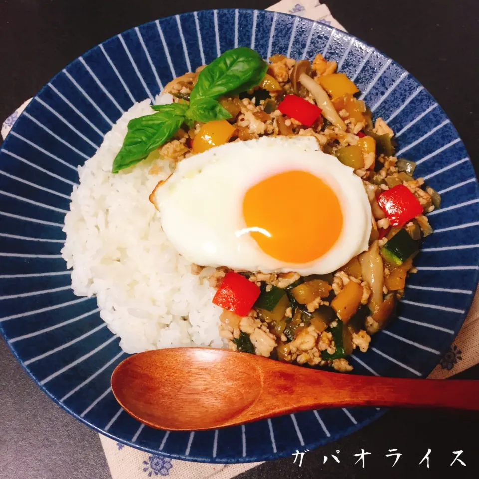 Snapdishの料理写真:ガパオライス|mi＊oriさん