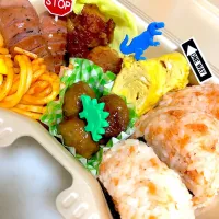 Snapdishの料理写真:お泊まり保育弁当🍱いってらっしゃい🙋‍♀️❤️|hst117さん