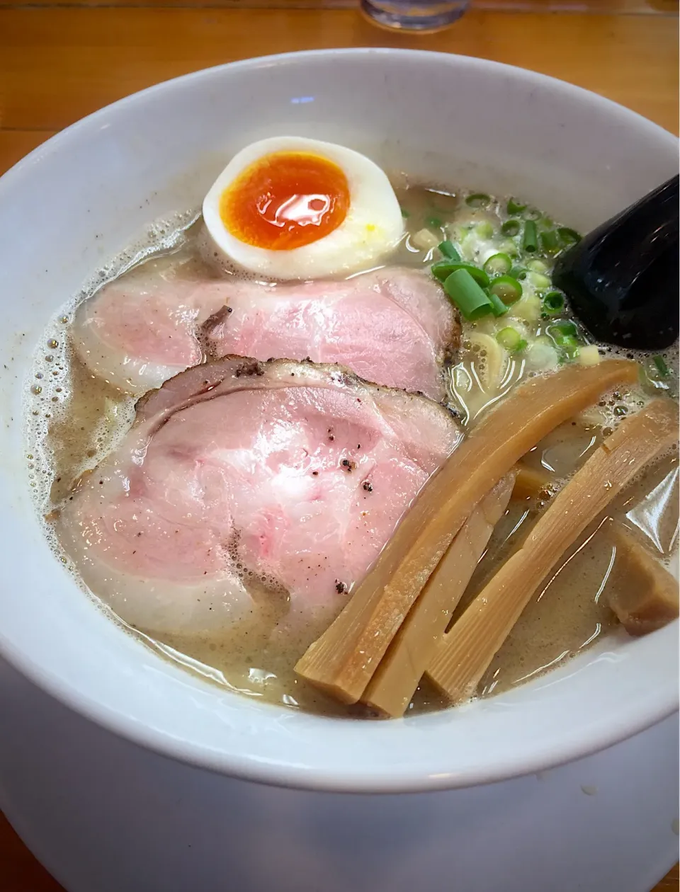 Snapdishの料理写真:俺のラーメンあっぱれ屋のこくまろ塩ラーメン|くぅさん