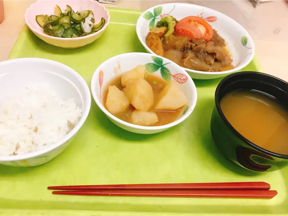 お昼ご飯🍚|石井 彩織さん