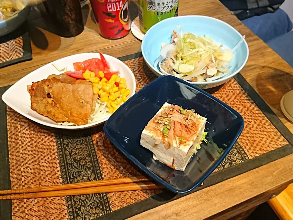 鯖の水煮缶&冷奴&豚肉|まぐろさん