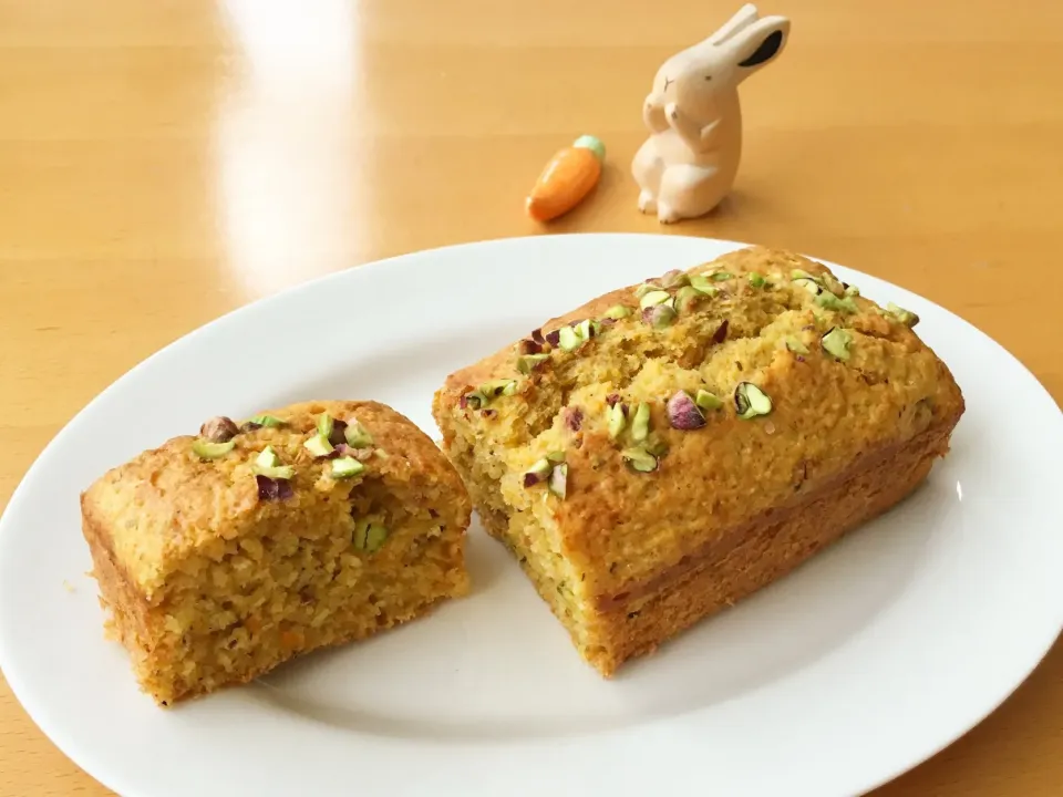 カモミール香る🌼スパイシーキャロットケーキ🐰🥕|leeさん