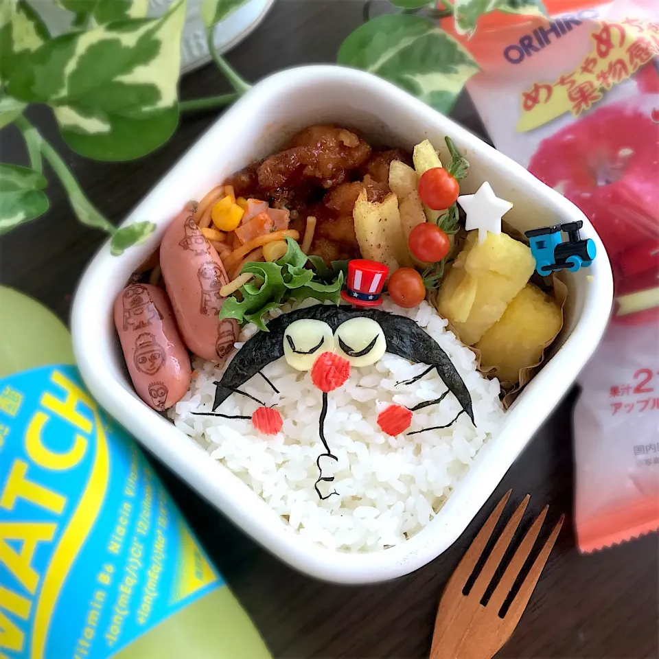 息子の夏休み始まったよ！
学童弁当 はまずドラえもん♡|さえちゃんさん