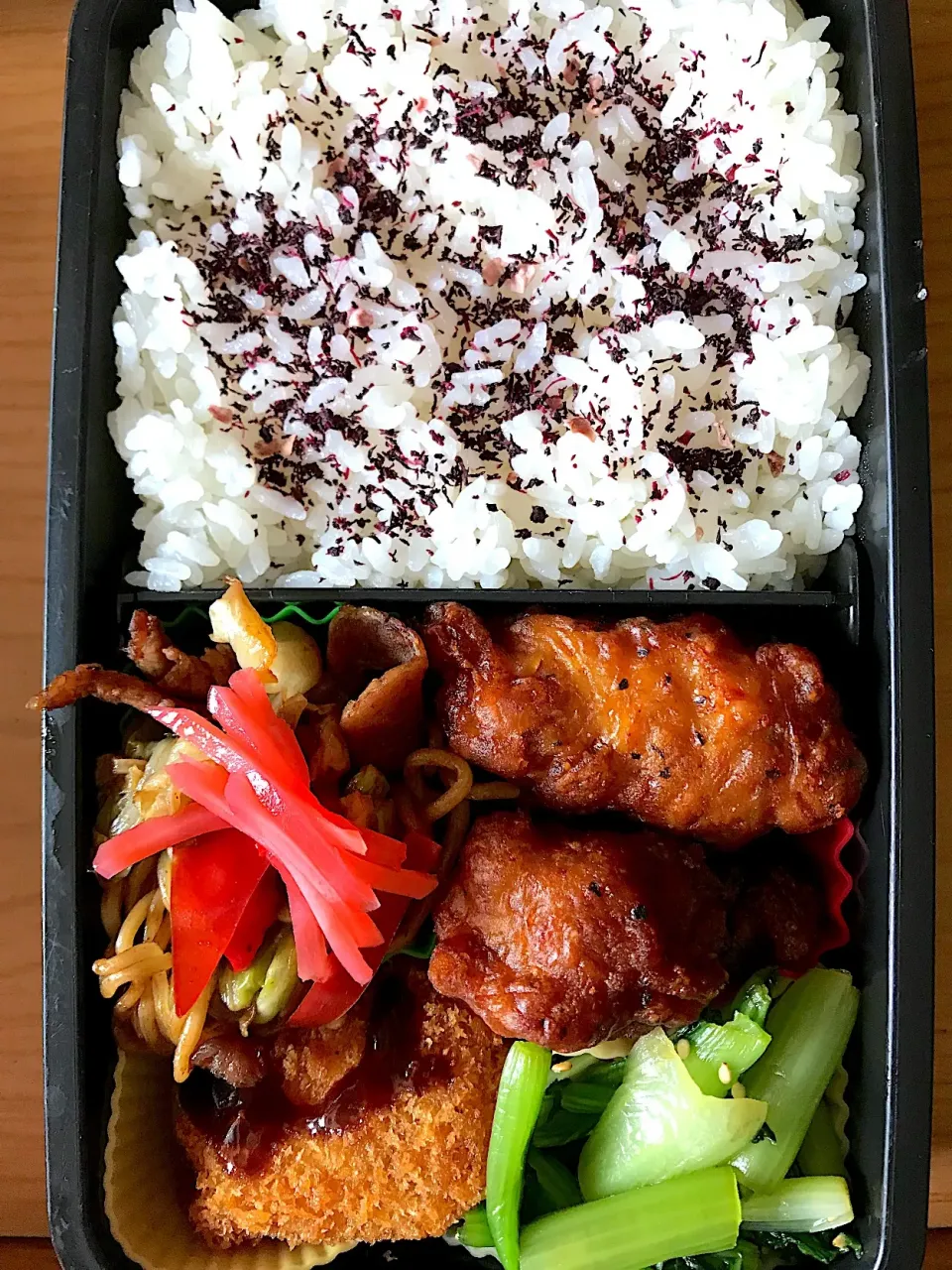 7/23 高1 お弁当
超ズボラ弁当 #冷食からあげ
 #小松菜のおひたし|侑子さん