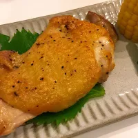 Snapdishの料理写真:パリッパリのチキンステーキ|tukiさん