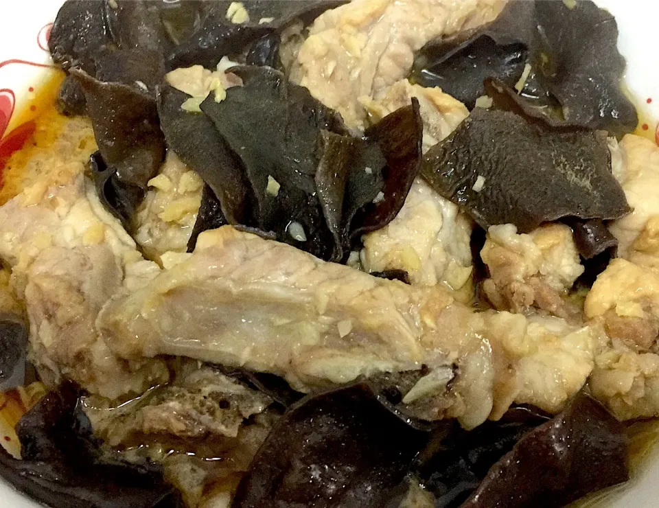 Snapdishの料理写真:steam pork rib with black fungus|Jenさん