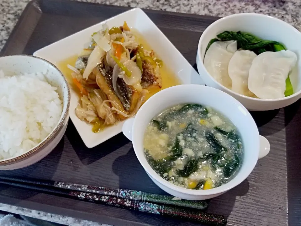 ・イサキの竜田揚げ　甘酢あんかけ
・水餃子
・たまごスープ|あぁちゃんさん