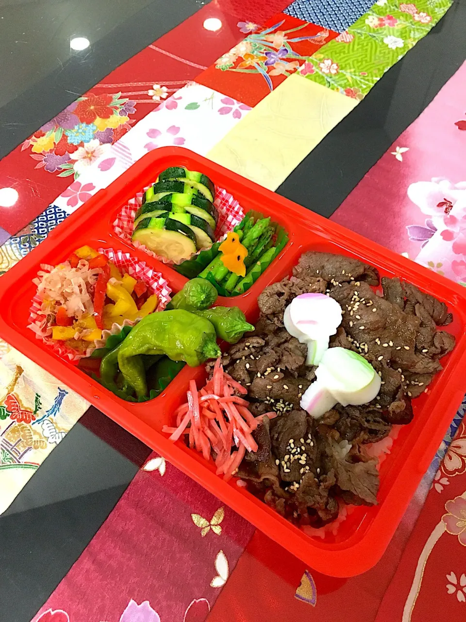 7月24日  焼肉丼  夏野菜添え #お弁当|プクママさん