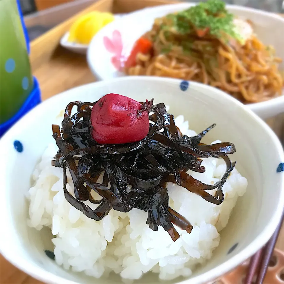 食欲ないお昼は しそ昆布に梅ごはん|さえちゃんさん