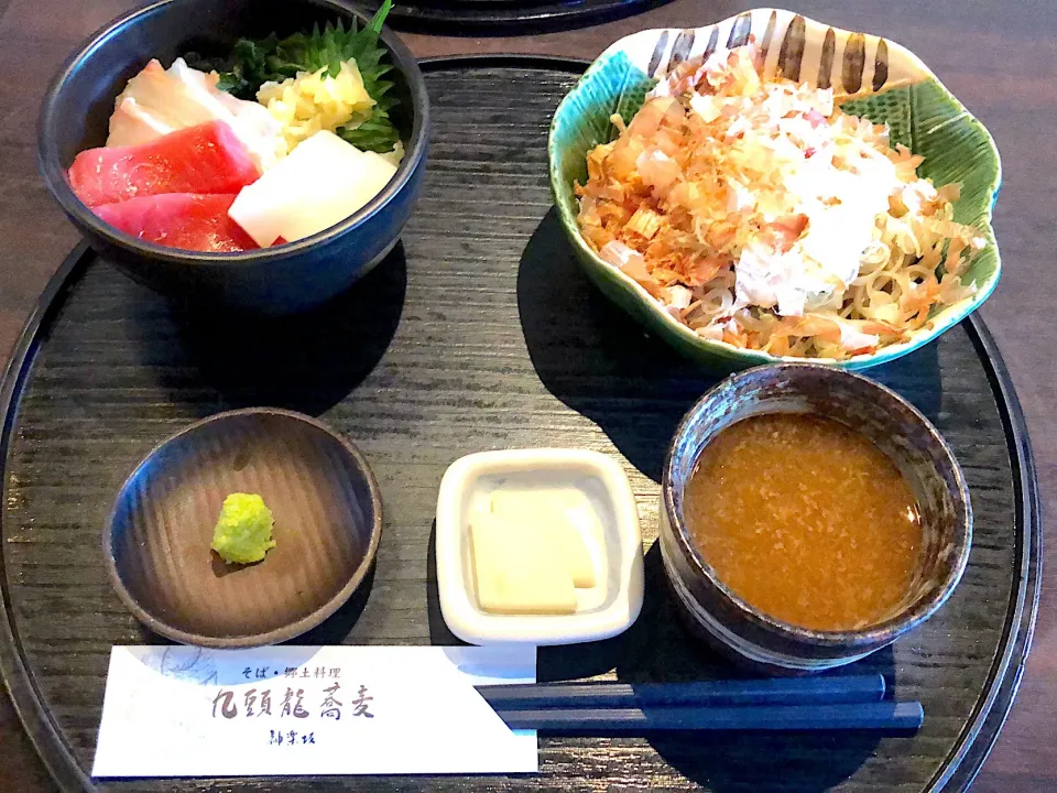 Snapdishの料理写真:越前おろし蕎麦&海鮮丼 ランチ|Shino88さん