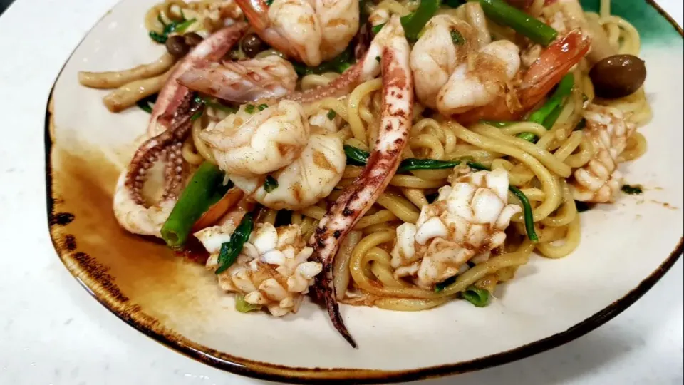 seafood fried noodle|steven z.y.さん