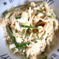 Snapdishの料理写真:切り干し大根の味噌マヨサラダ🥗|mama.さん