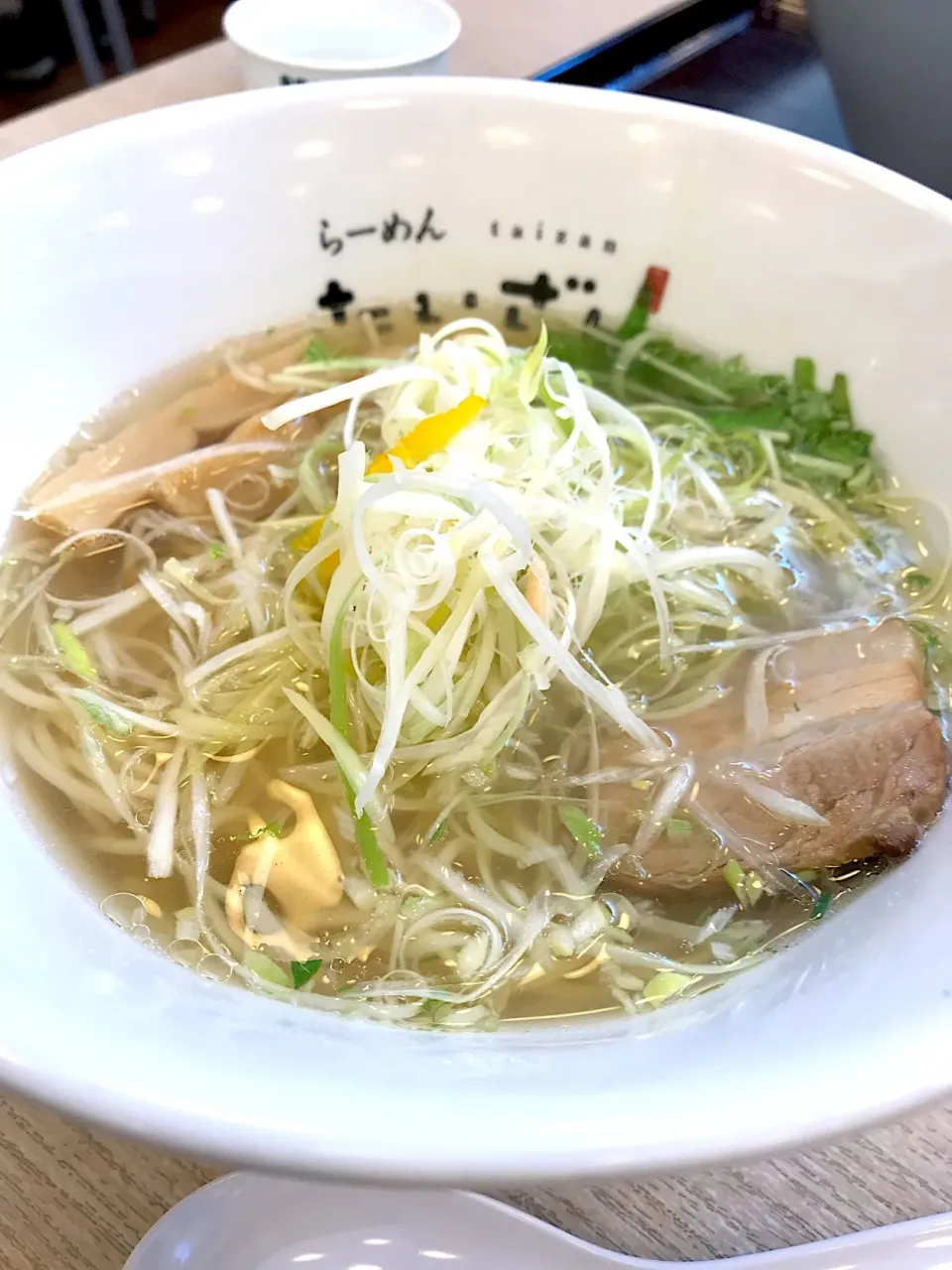 柚子塩ラーメン🍜|ナムナムさん