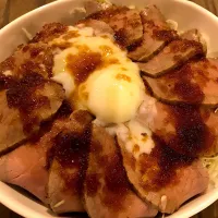 Snapdishの料理写真:ローストビーフ丼|Mieさん