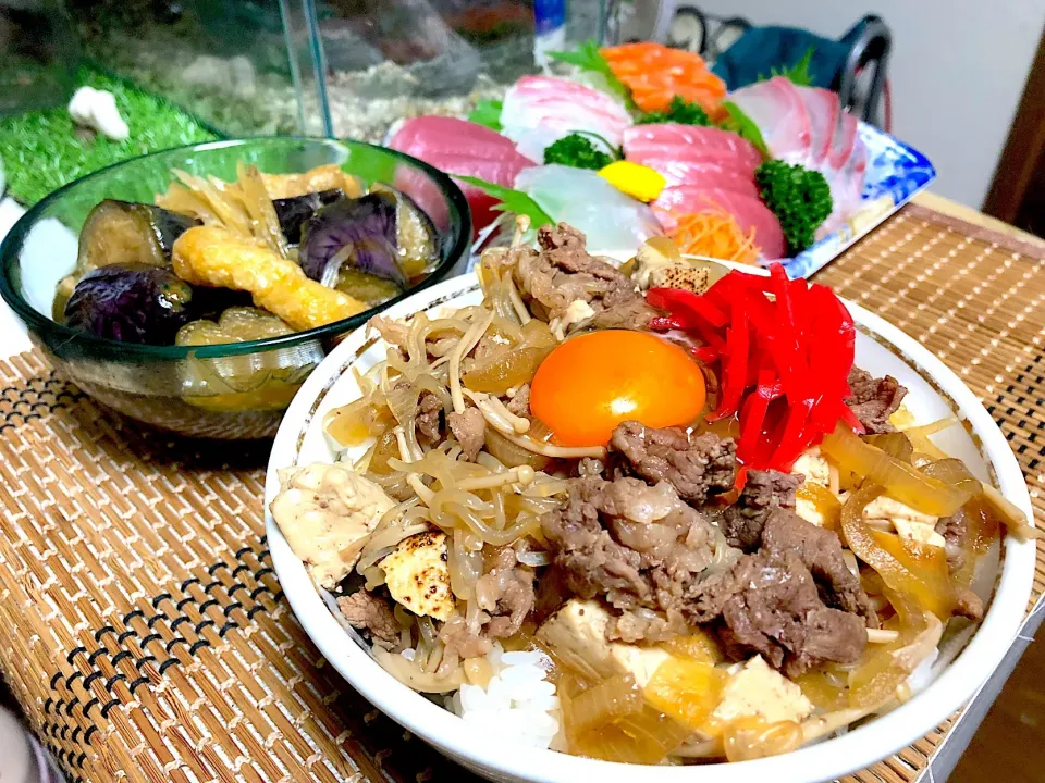 すき焼き風牛丼   お造り  油揚げとナスの揚げ浸し|石川洋子さん