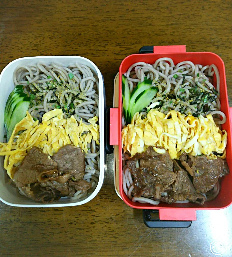 Snapdishの料理写真:娘、私弁当🍱
   お蕎麦😃|miimiさん