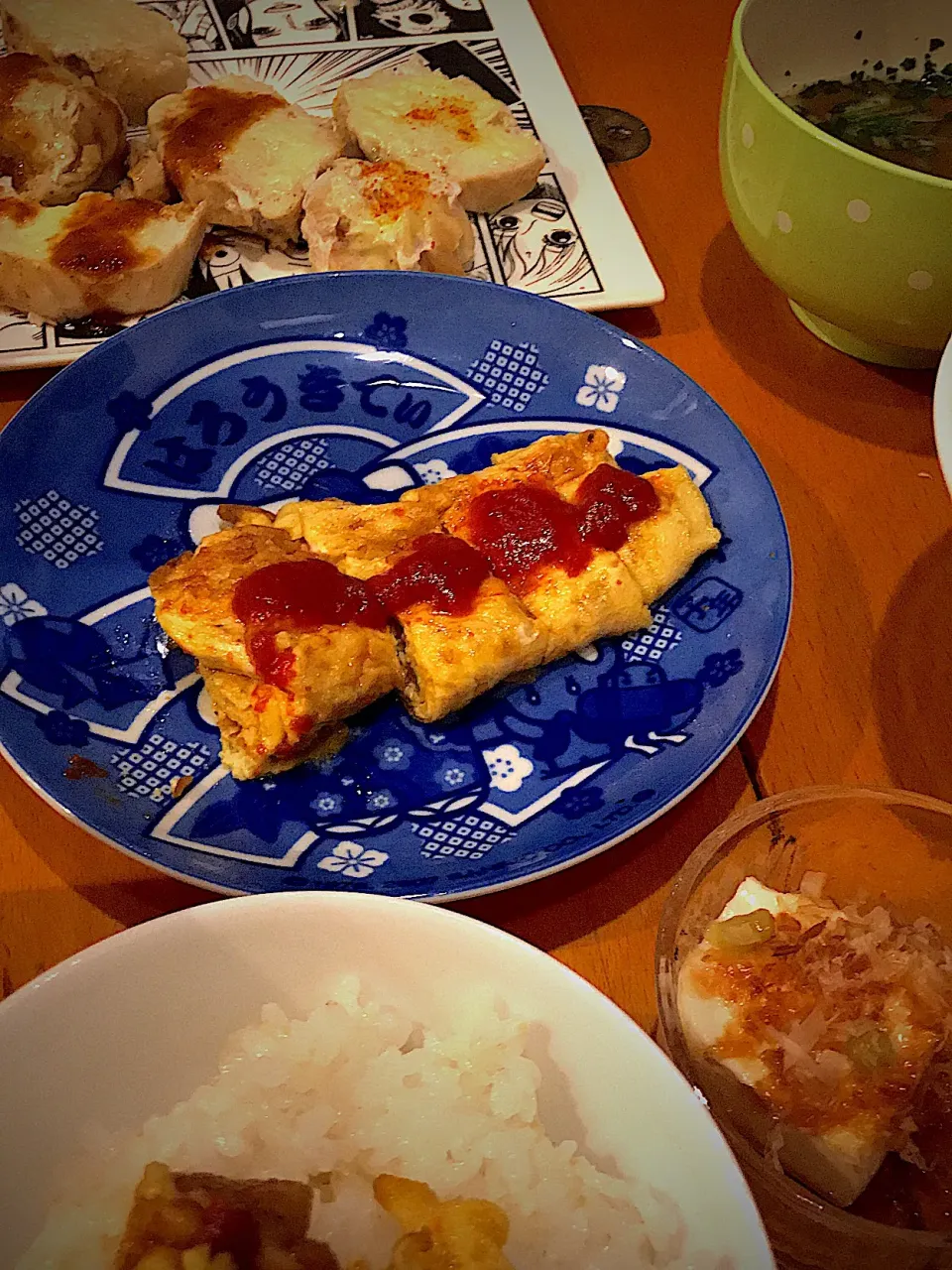 Snapdishの料理写真:鶏むね肉のチーズ焼き🧀  玉子焼き🐣  冷や奴  小松菜と豆腐の味噌汁|ch＊K*∀o(^^*)♪さん