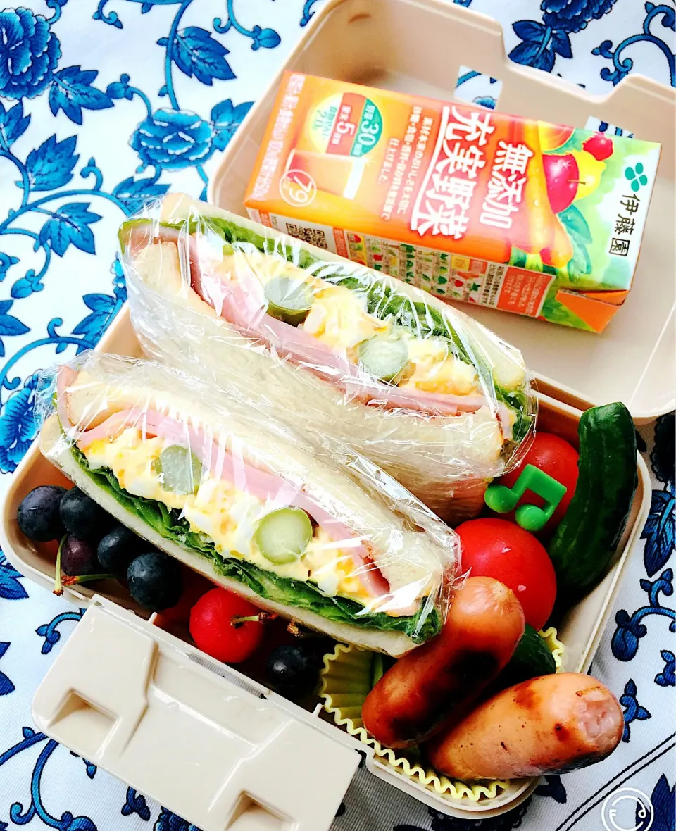 #お弁当じまん  #お弁当  #サンドイッチ弁当 
 #萌え断サンドイッチ  #百均弁当箱  #デザートはサクランボ|Blueberry🫐さん