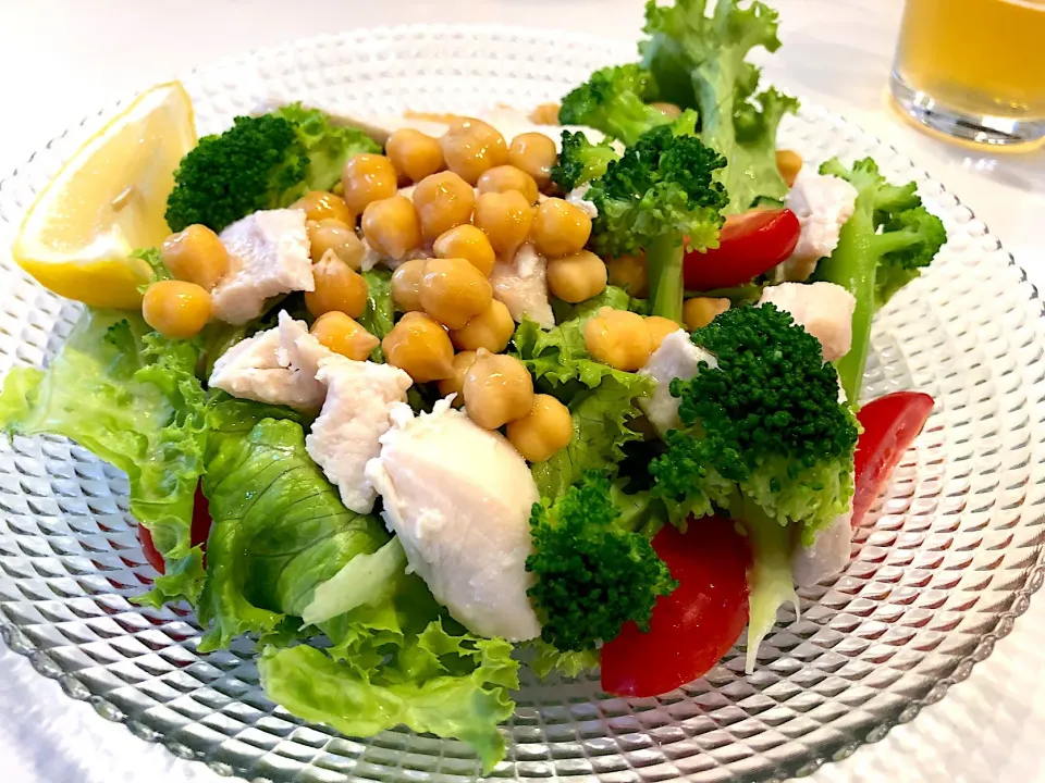 鶏胸肉の塩麹漬けとレンズ豆のサラダ🥗✨|NOBUちえさん