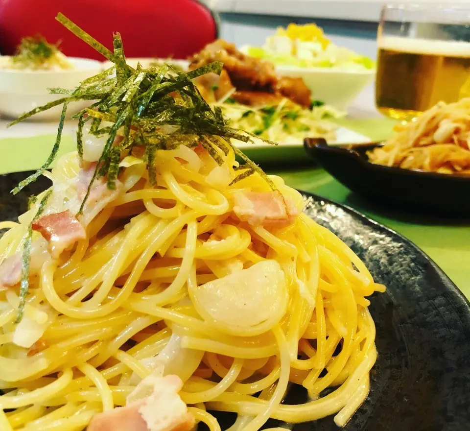 ベーコンと新玉のなんちゃって和風クリームパスタ🍝|ハマちゃんさん