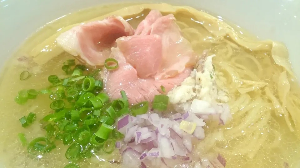 Snapdishの料理写真:【2018年7月オープン】らぁ麺 鳳仙花 の らぁ麺 ＠西武新宿・新宿西口・新宿 18114|大脇さん