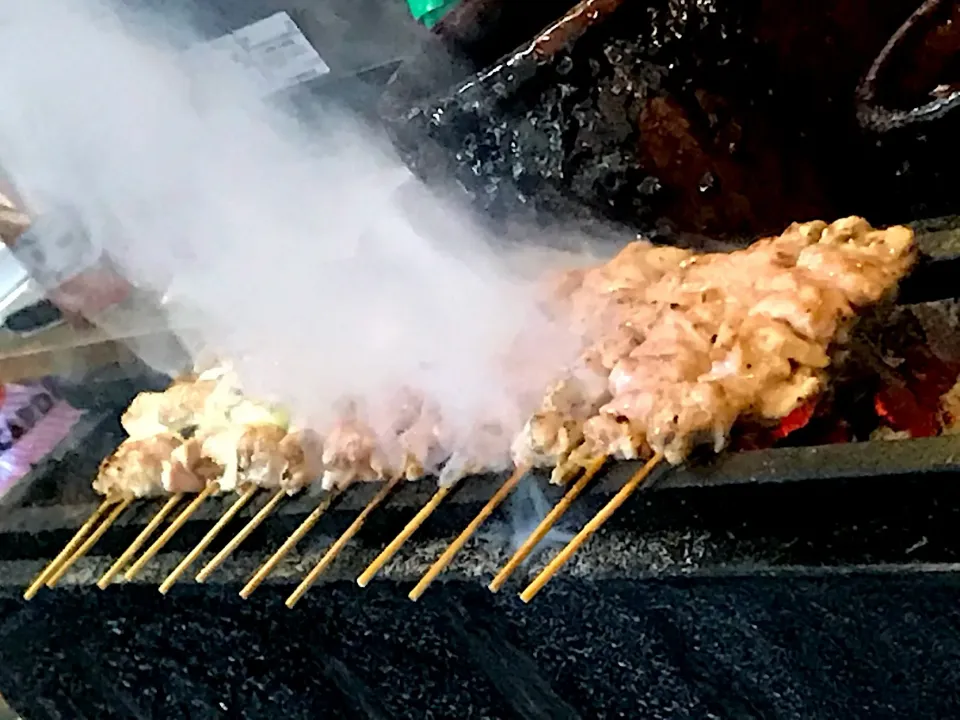 先日家族男衆と #焼き鳥屋さん🍺 
カウンター席意外と良い|侑子さん