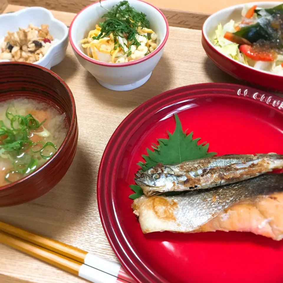 Snapdishの料理写真:焼魚朝定食|izuminnie08313さん