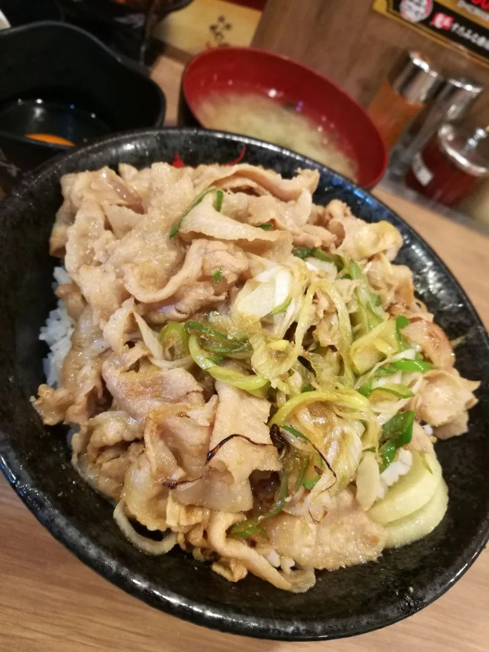 肉増ましすた丼|osakana555さん