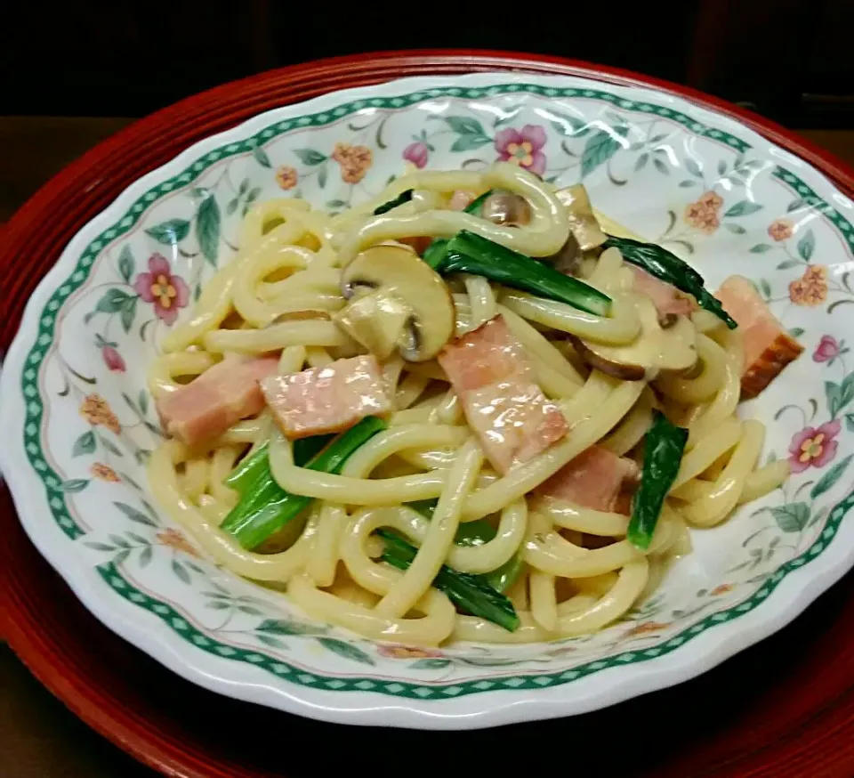 つゆボナーラうどん|あらいぐまのしっぽさん