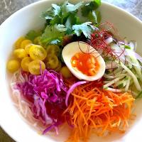 アレンジ韓国冷麺