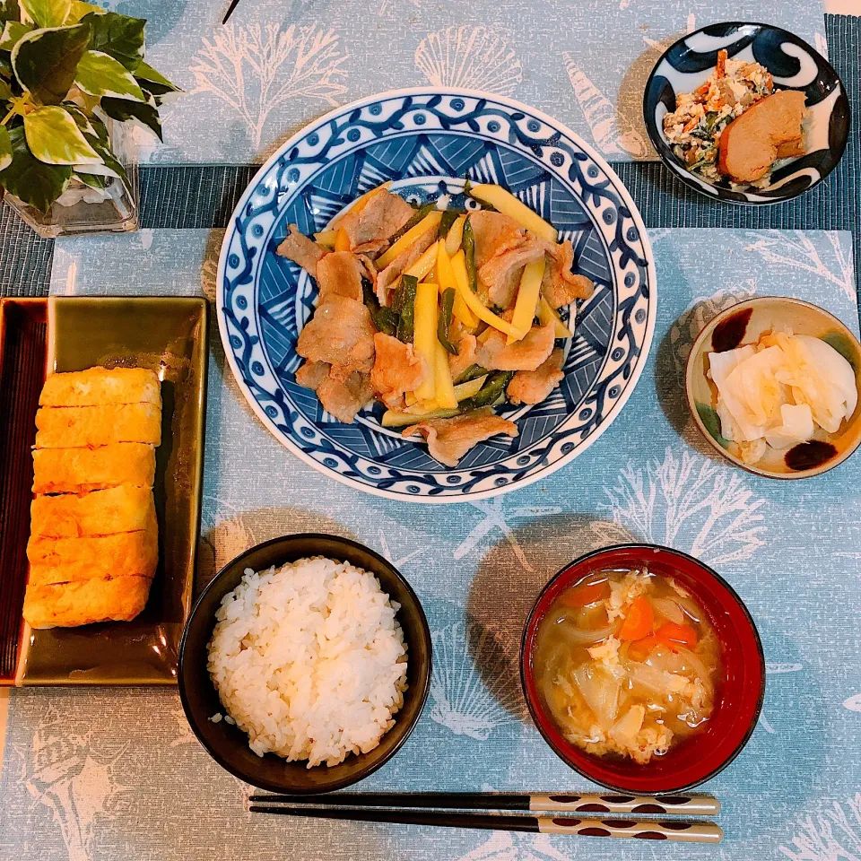 豚肉とじゃがいもとピーマンの鶏ガラ炒め|♡mii's kitchen♡さん