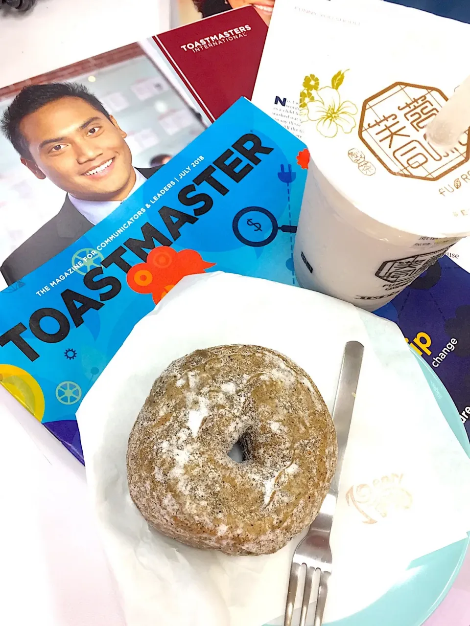 Baked 🍩 and taro milk drink|Amy Chenさん