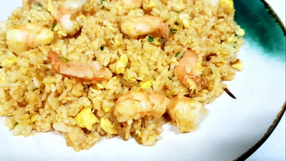 shrimp fried rice in crab roe paste|steven z.y.さん