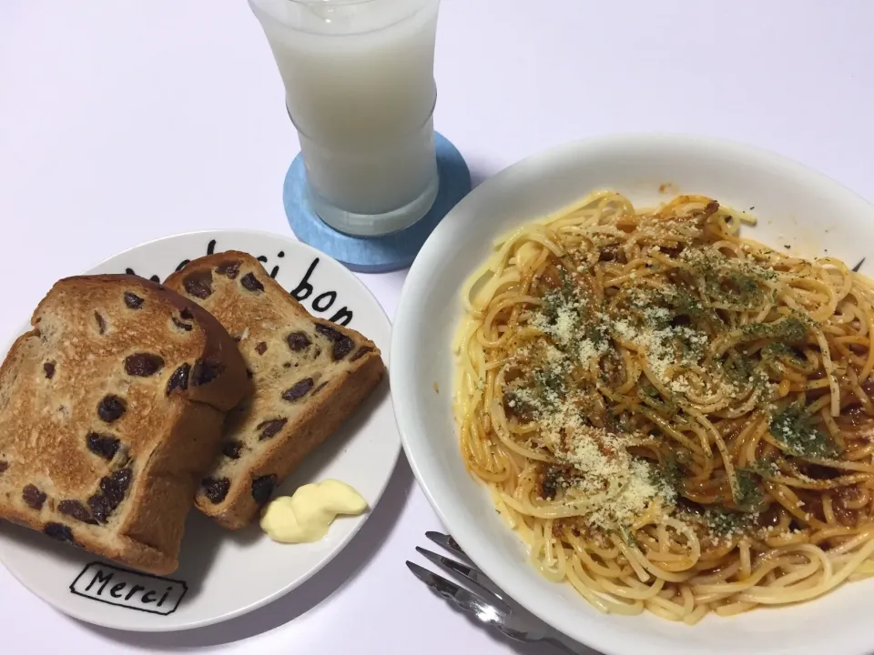 今宵は、香味野菜のミートスパ🍝
#香味野菜のミートスパ
#レーズンゴールド|Kojiさん