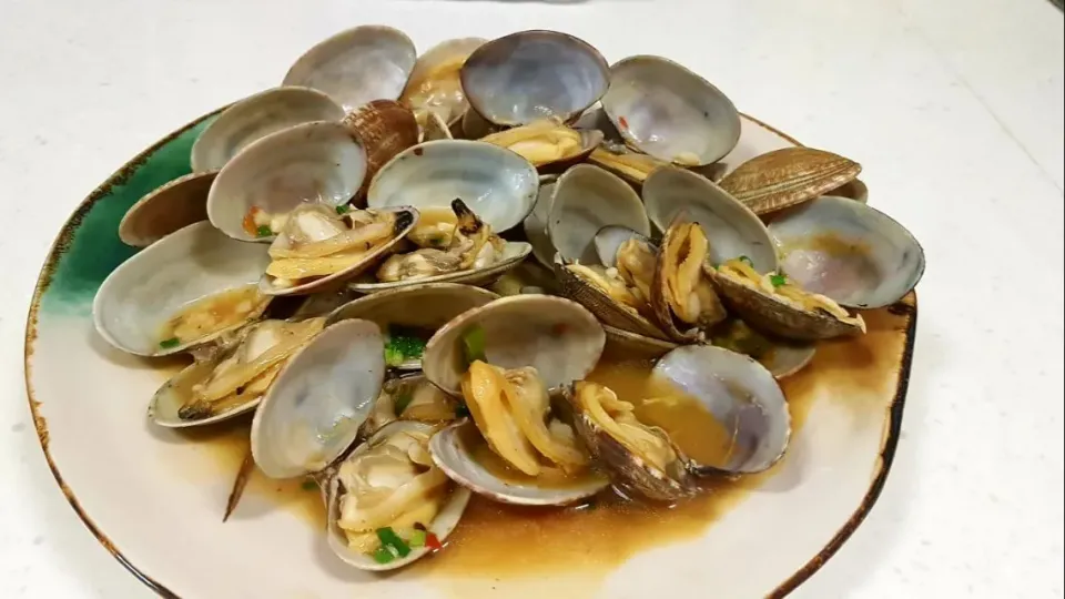 saute clams in fermented black bean sauce|steven z.y.さん