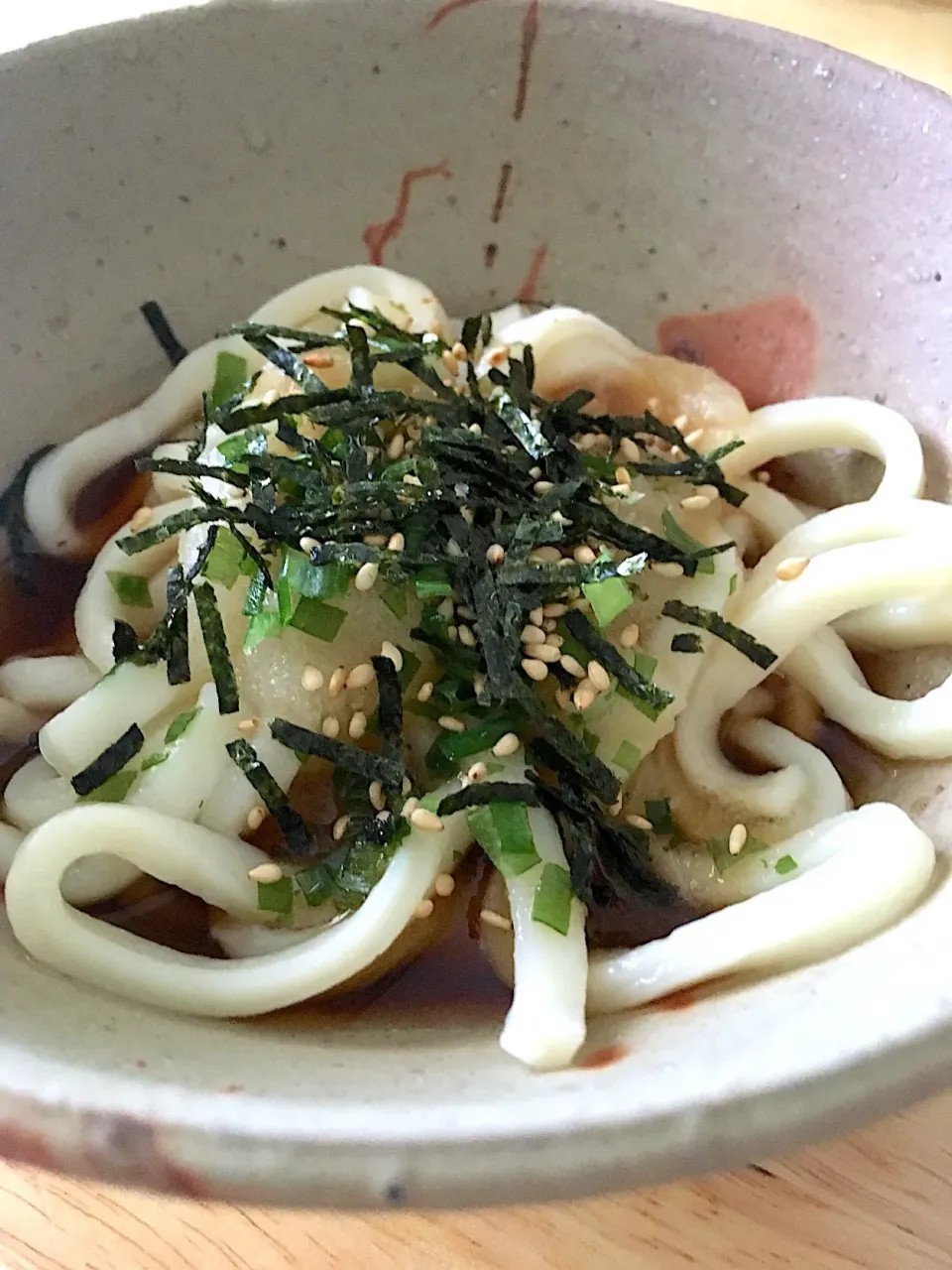 お昼ご飯〜暑いから軽く冷やしぶっかけおろしうどん(●☌◡☌●)💙|さくたえさん