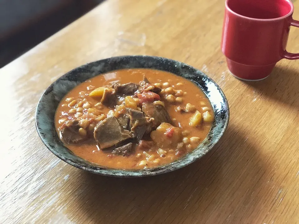 Snapdishの料理写真:マトンとひよこ豆のカレー🍛|Imanaka Yukikoさん