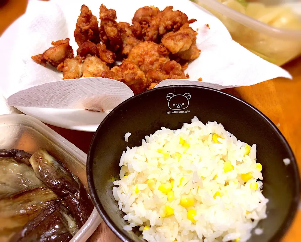 トウモロコシご飯 と 鳥唐揚げ＆茄子煮浸し|Gigi Cafeさん