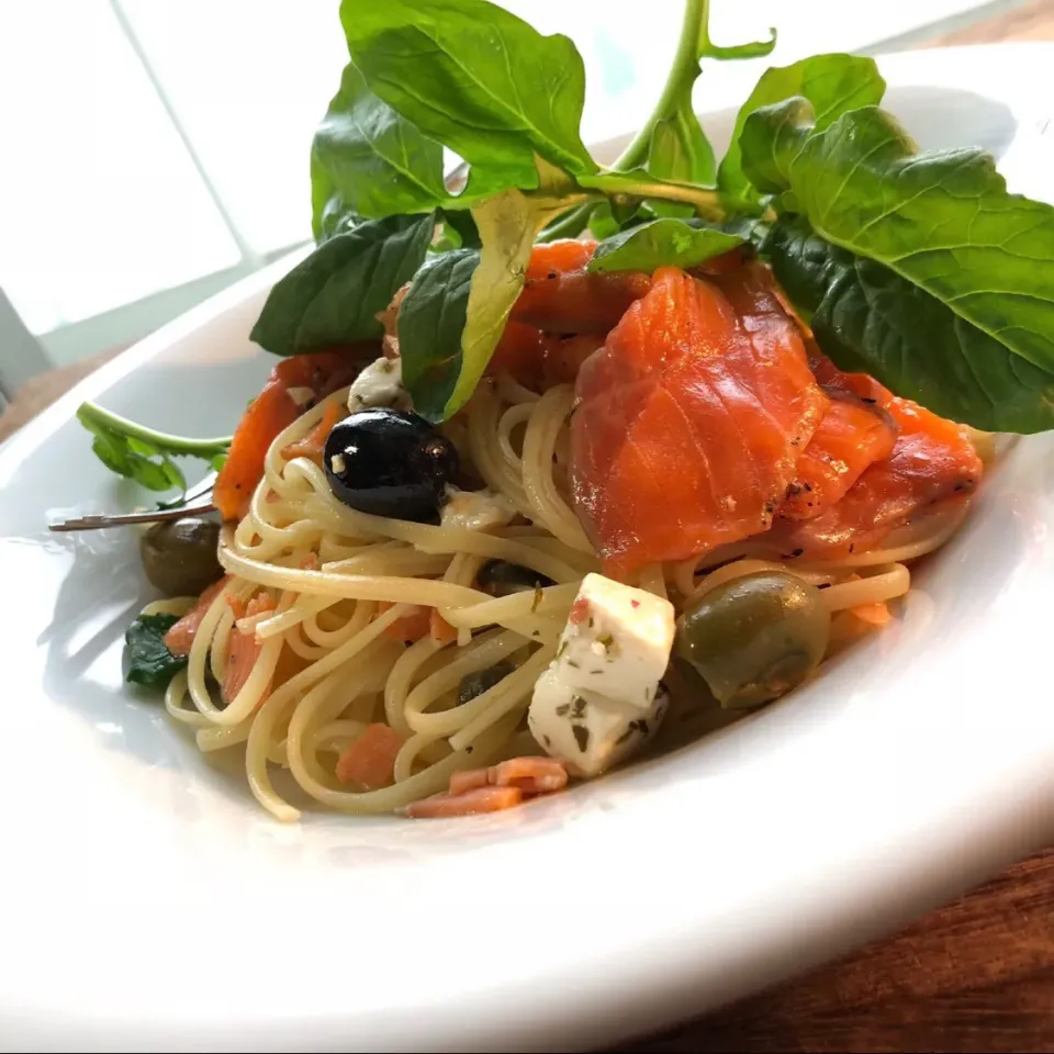 スモークサーモンとかのパスタ|アズフラさん