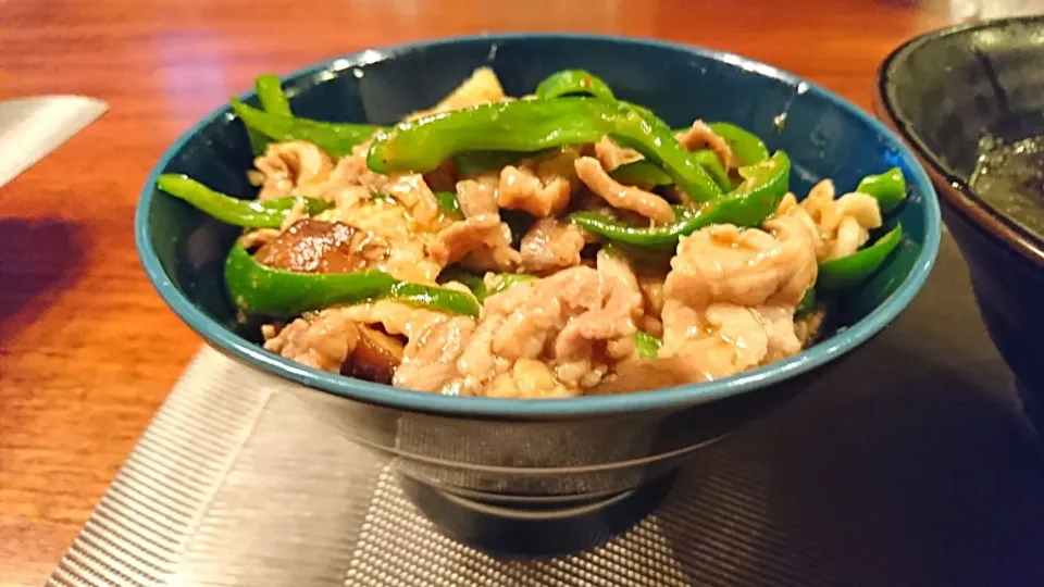 #青椒肉絲丼&ラーメン|Jay20170327さん