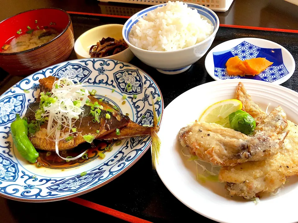 天草産サバの煮付けとやわらか手羽先唐揚げのコンビ定食|神力屋 火酒さん