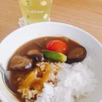 Snapdishの料理写真:夏野菜カレー|まいまいさん