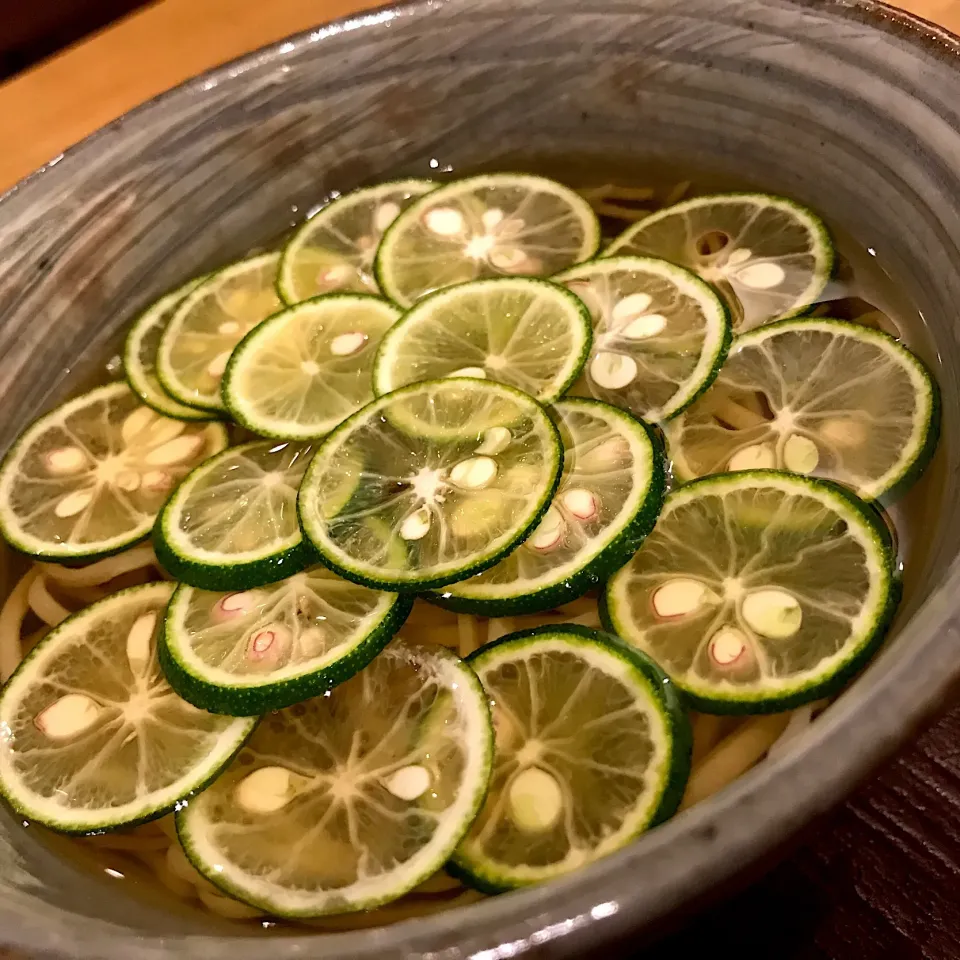 けふも昼餉はすだち蕎麦で血糖値コントロール😄すい臓くん労ろうキャンペーン開催中🎊|にゃあ（芸名）さん