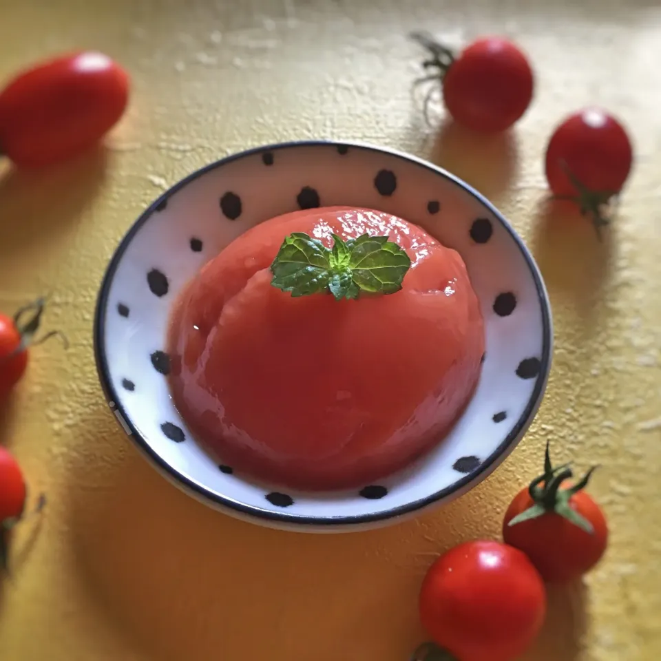 sakurakoちゃんの料理 濃厚トマトと甘酒のゼリー🍅|izoomさん