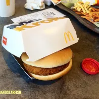 Snapdishの料理写真:オランダ名物、マックロケット @ MacDonald, Tilburg NL, 3rd Aug 2018|KazutoEESさん