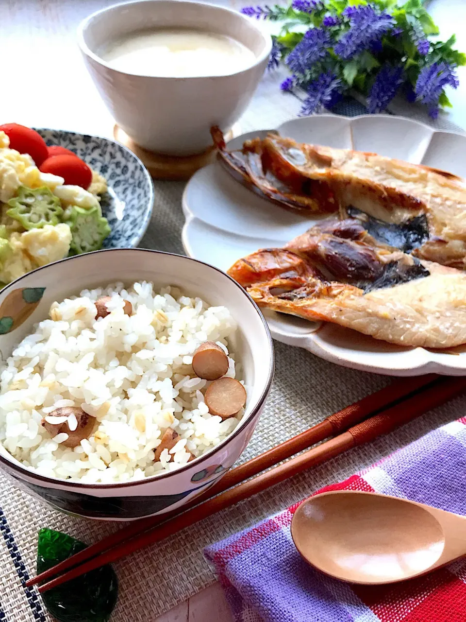 朝ごはん キンメの開きで豪華✨|ゆみさん