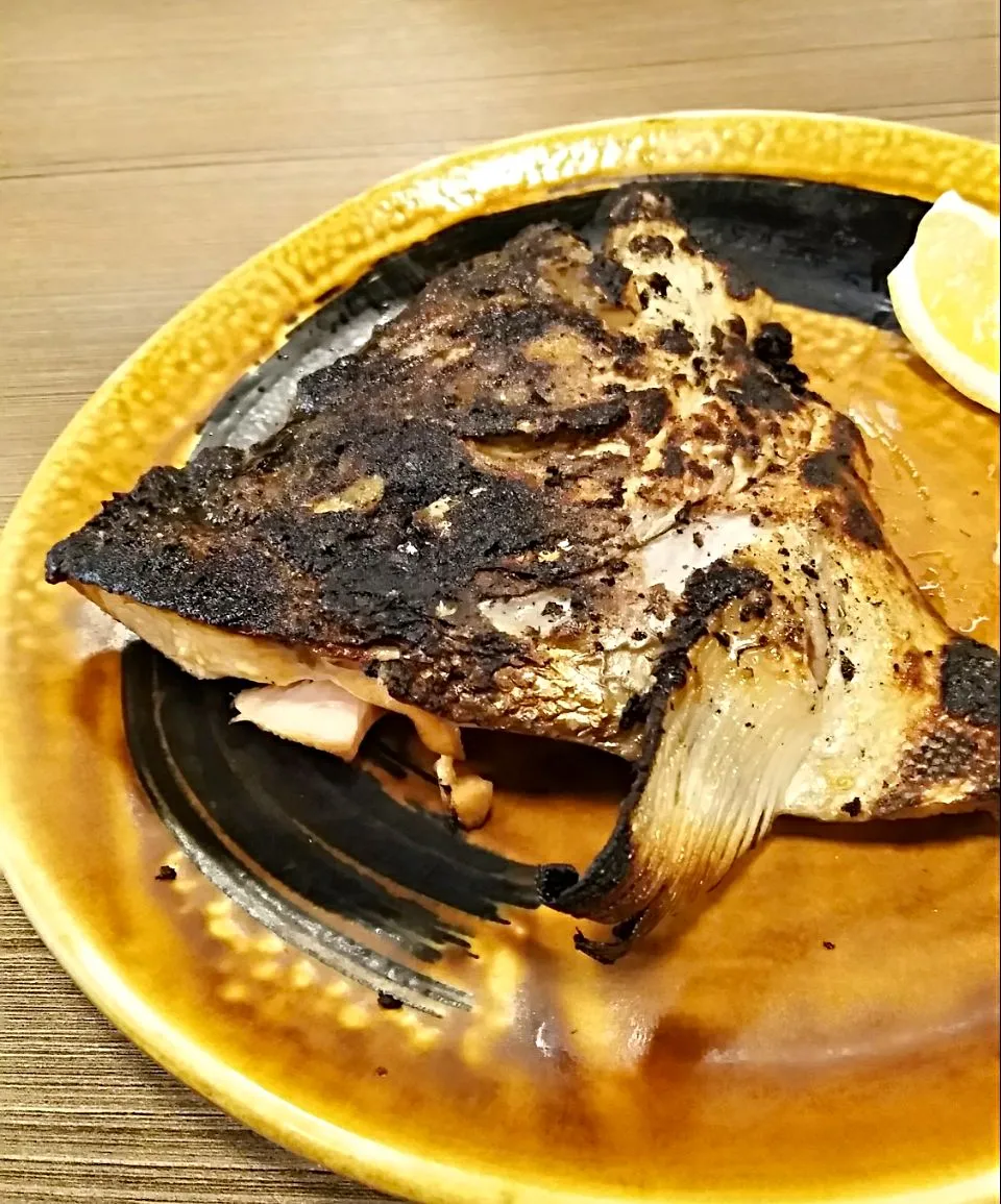 Grilled Salmon fish head|Mariano Ngさん