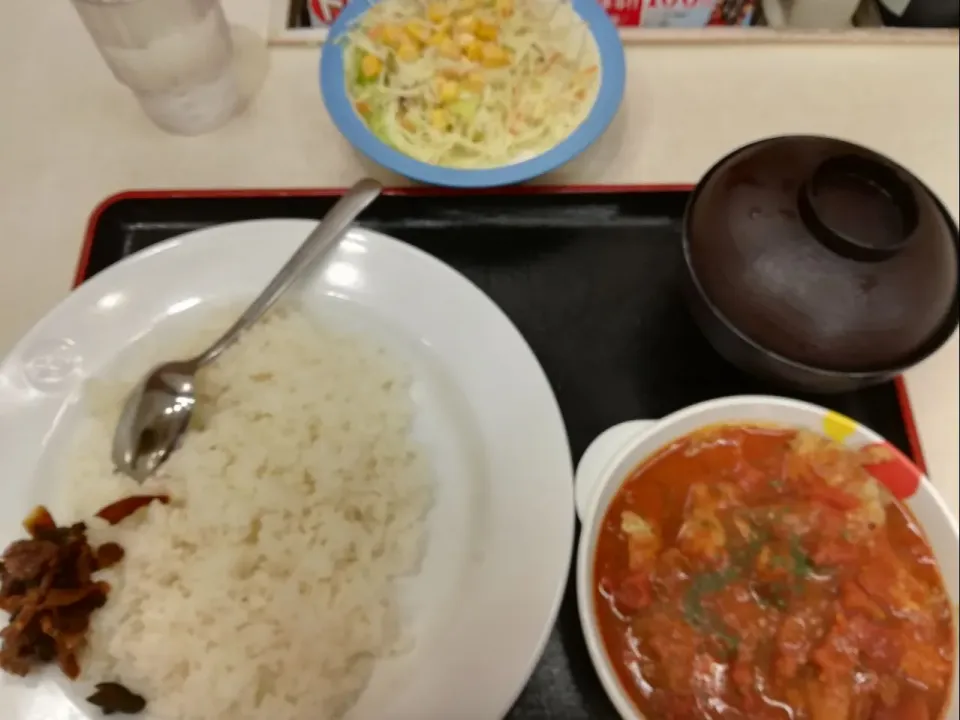 ゴロゴロチキンのトマトカレー #カレー|アクちゃんさん